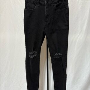 Women's Black Distressed Jeans